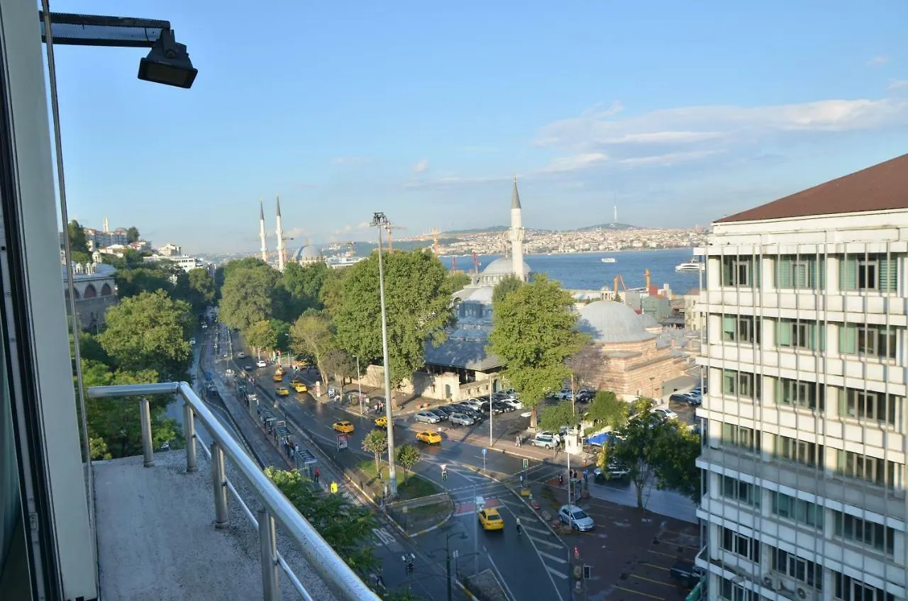 Miller Hotel Стамбул